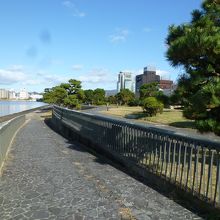 宍道湖沿いの景色のいい公園