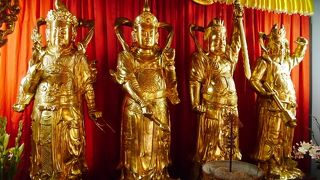 ベトナム式お寺。