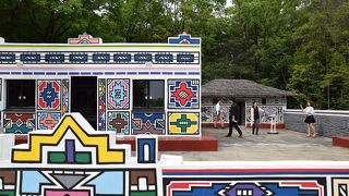 美術館の様な家