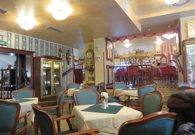 カフェ モーツァルト