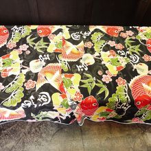 お店の前の腰掛までおしゃれ！