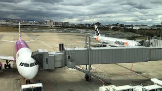 ピーチもここから