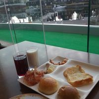 朝食バイキング