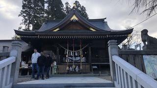 盛岡城跡の手前にあります