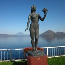洞爺湖・湖畔の造形物
