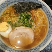 昔ながらのラーメン的なラーメンでした