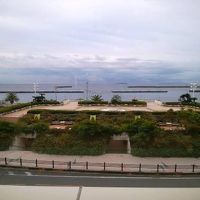 朝食会場の外の景色はサンビーチ