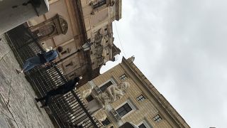 雰囲気のある広場