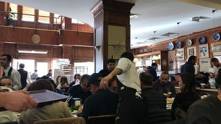 Imam Cagdas ve Baklava Salonu