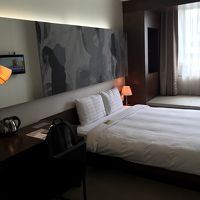 部屋は十分広い