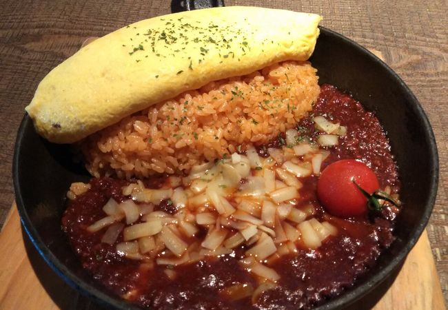 鉄板焼きオムライス