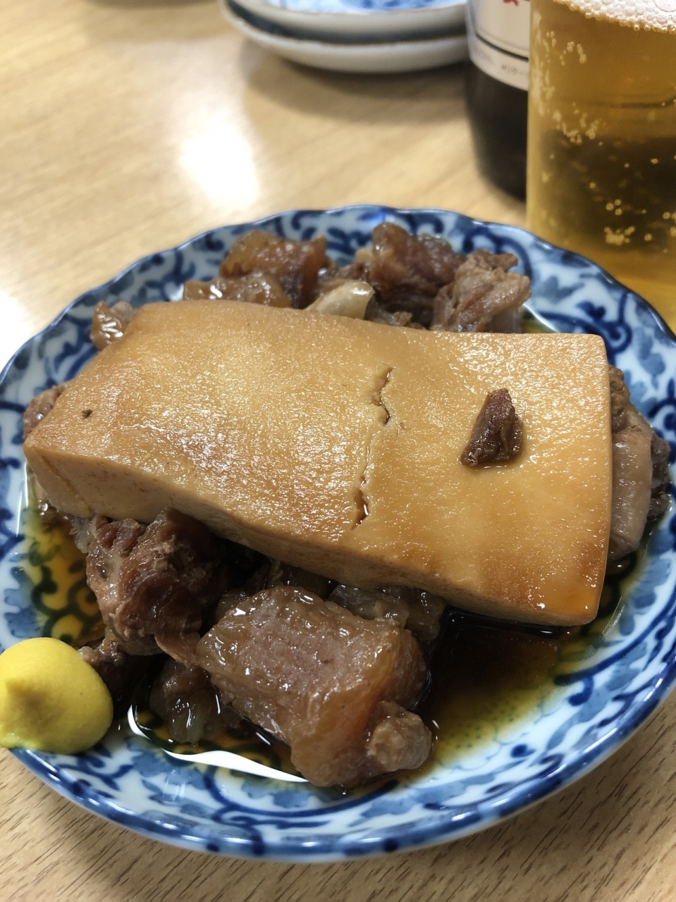 オヤジの街  …野毛界隈、今は若い子が闊歩する