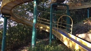 大きな滑り台に童心に戻りました。笑