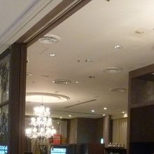 豪華なシャンデリア