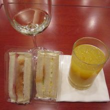 JALサクララウンジ (上海浦東国際空港)