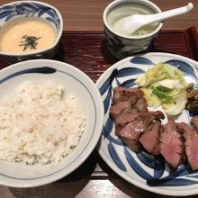 牛タンランチ　普通もり