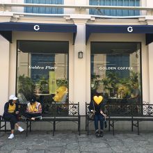 オシャレなカフェ