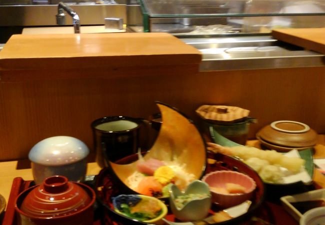 なんて気持ちの良い接客!【海座】お寿司美味しい!　一人でも入りやすい！