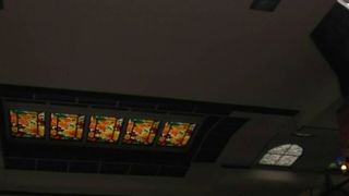 ドラッグストアがかなり多いです。