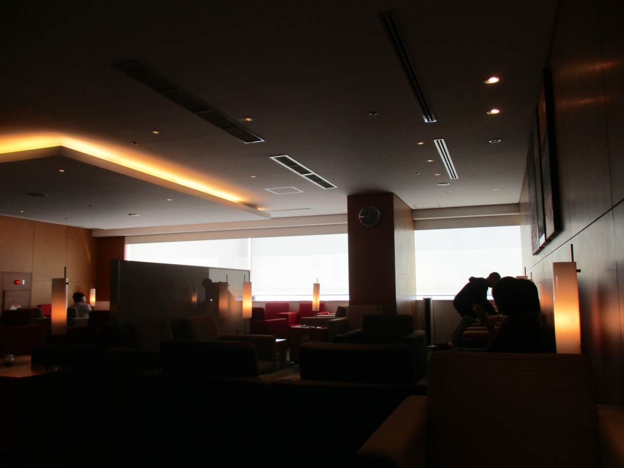 キャセイパシフィック ファーストアンドビジネスクラスラウンジ