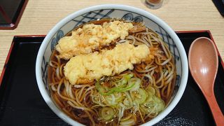 お気軽に熱々そばをドーゾ