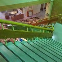 ２階から１階への階段