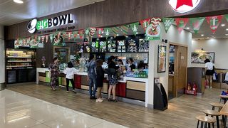 空港内のフォーが、口に合う