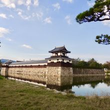 ここは平成6年に復元が完成