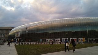 ストラスブールの駅前