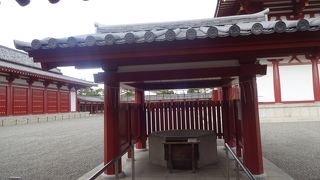 大切に守られてきた井戸。