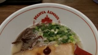 女性でも入りやすい雰囲気のお店