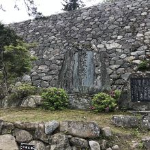 蒲生氏郷が築城した城跡