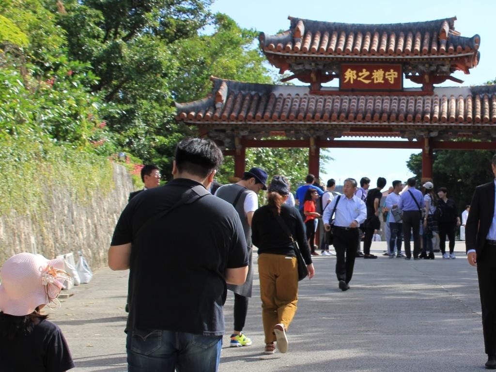 守礼門は健在です