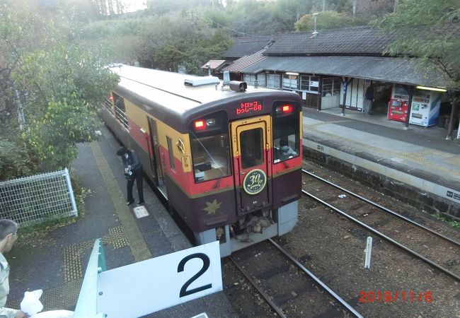 わたらせ渓谷鉄道の駅で列車レストラン清流がある人気の駅です