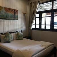 ワットポーの近くは、船着場も近いので船に乗る人には便利