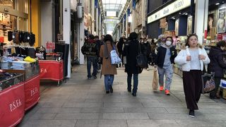 アーケード商店街