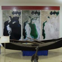 アラル海博物館内の展示の一部。
