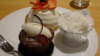 おフランスな新規ケーキ屋さん