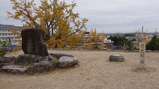 建物こそないが、雰囲気は残る