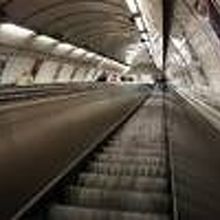 エレベーターのスピードが結構速いです。