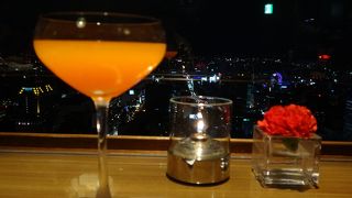 ノンアルコールカクテルはフルーティー(*^。^*)店内の雰囲気もサイコー！