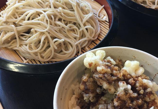 まいたけ天丼のセットを食べました
