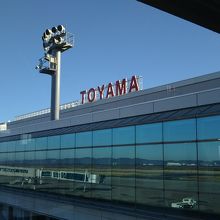 富山きときと空港