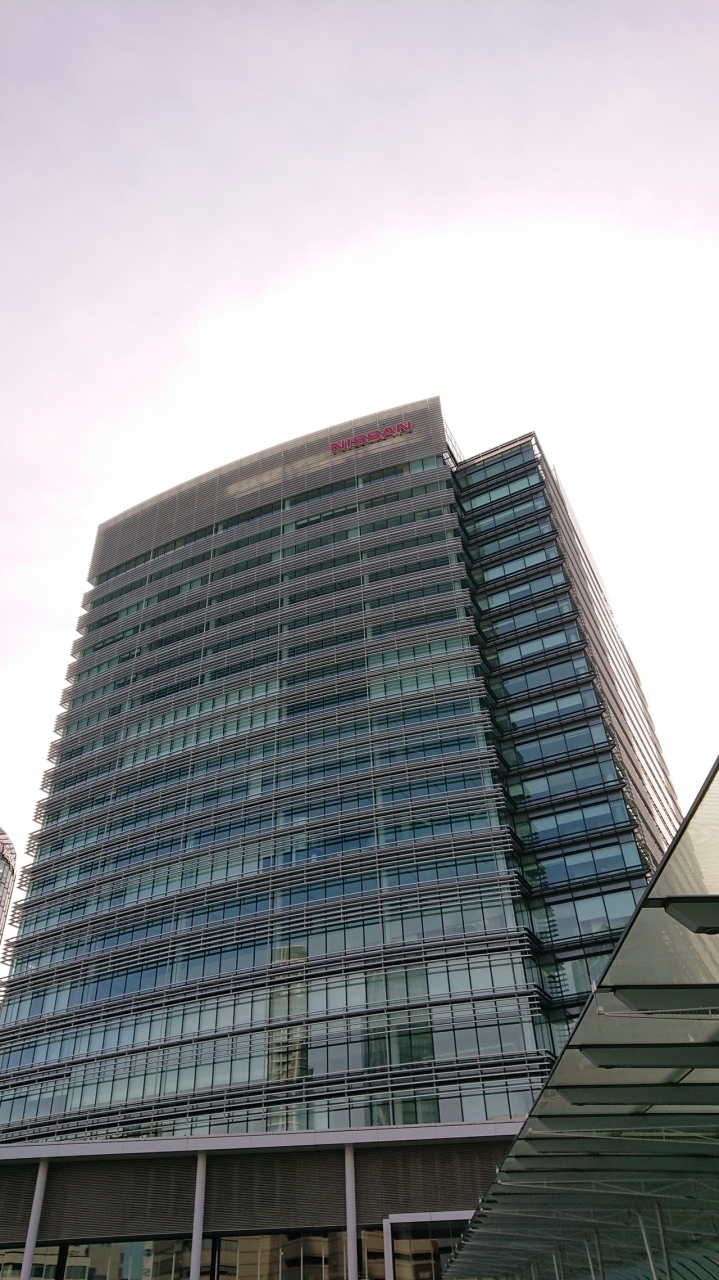 日産本社