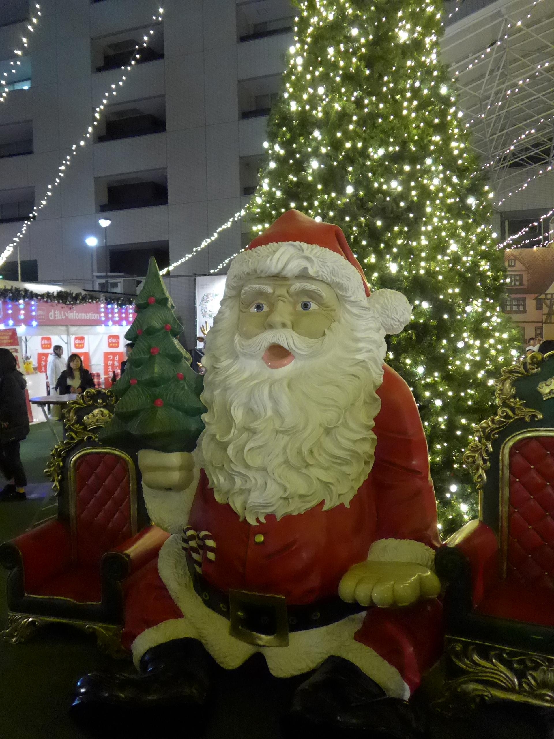 会場内の色んなサンタクロース