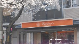 「花園ロール」が有名です。