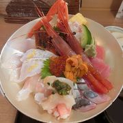 やっぱりおいしい海鮮丼。