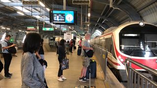 空港から渋滞無しでホテルへ