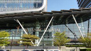 プノンペンで最も目立つビル