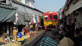 行きは列車、帰りはロットゥーがおすすめ